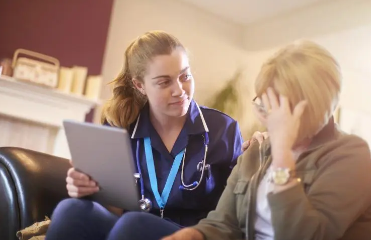 Caroline Goldsmith | Providing Emotional Guidance for Growing Minds