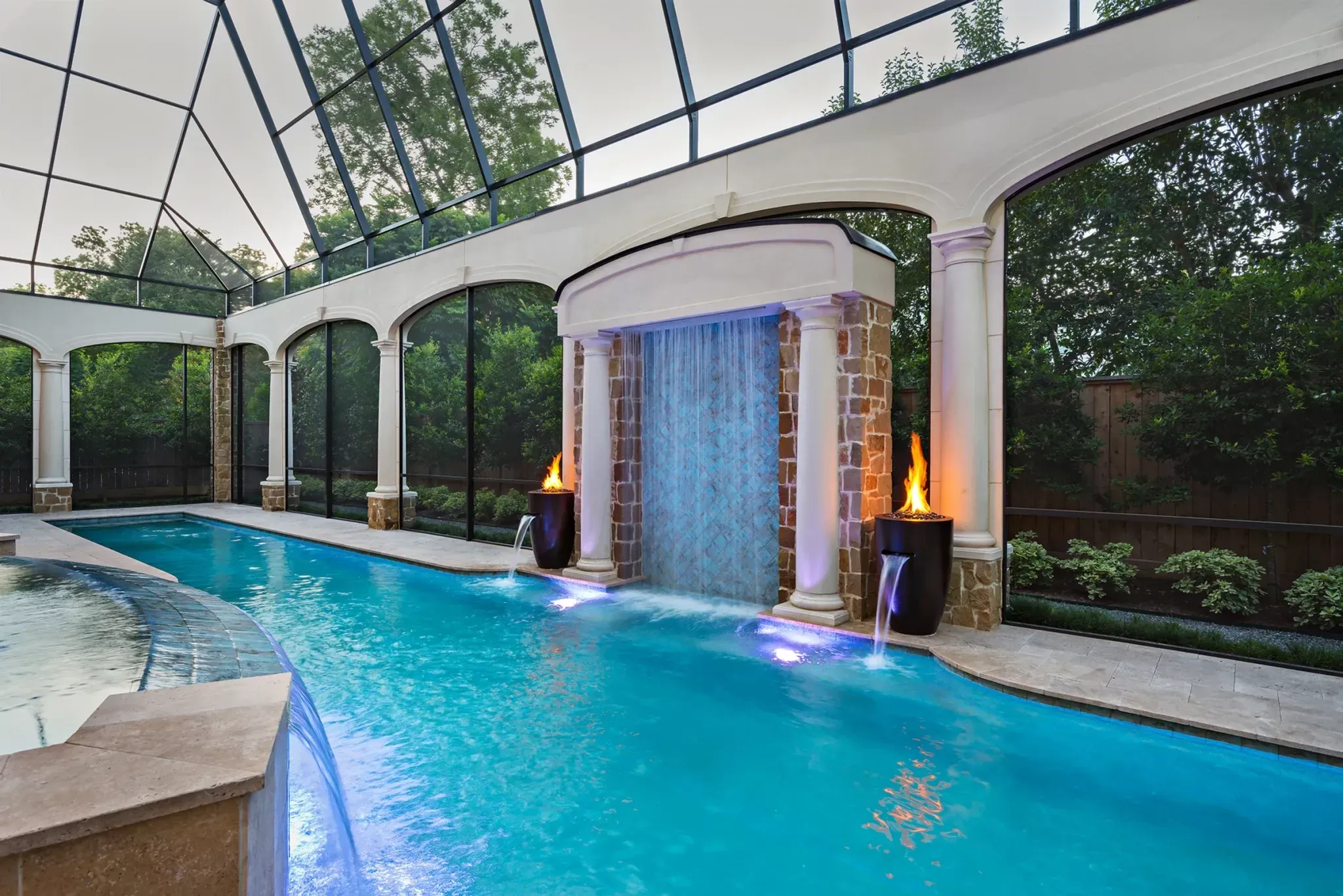 Best Pool Builder in Houston TX: Luxury Pools Without the Daily Hassle