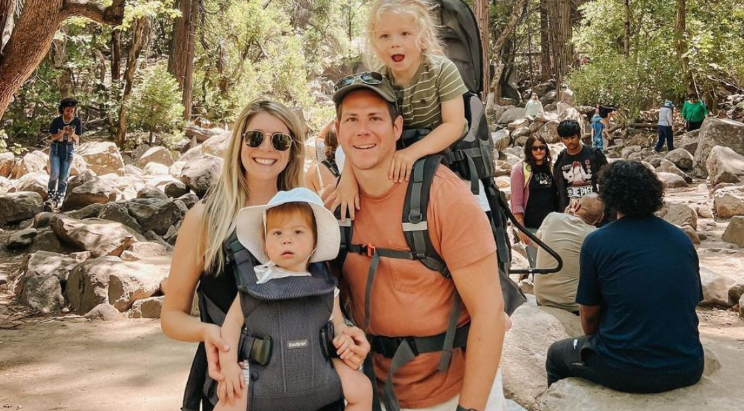 6 Ways to Keep Kids Engaged While Traveling