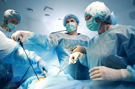 Choosing the Right Hernia Surgeon in Dubai and General Surgeon in Dubai for Safe Treatment